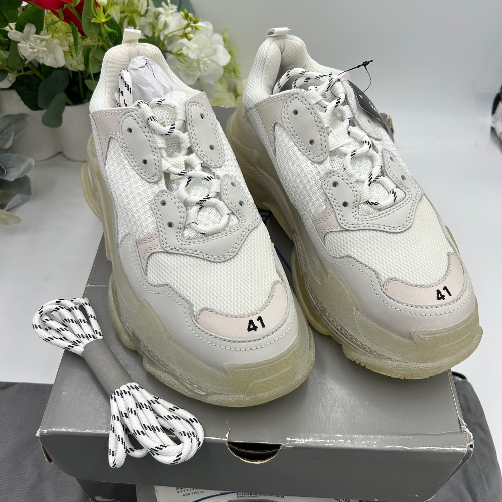 Women’s Balenciaga triple S clear sole sneakers. Size 41. NWT. - Picture 6 of 9